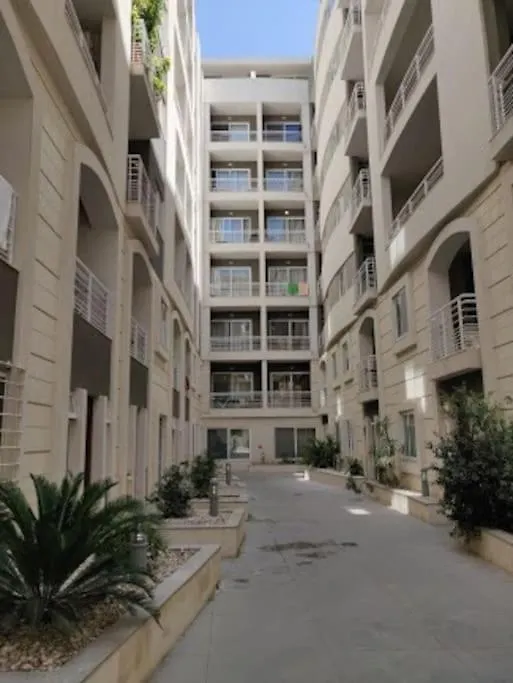 Apartamento Sunny 2 Bedroom, 2 Bathrooms, Seaside Apt. Sliema