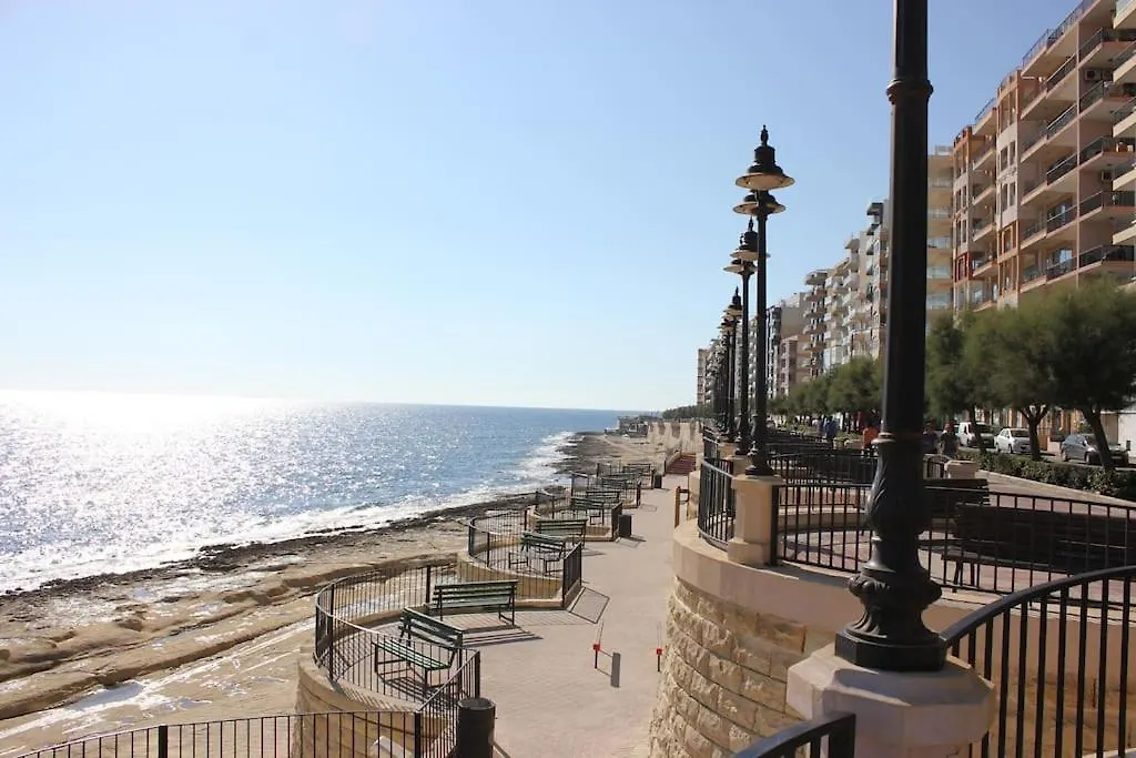 Apartamento Sunny 2 Bedroom, 2 Bathrooms, Seaside Apt. Sliema