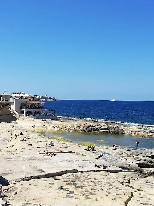 Apartamento Sunny 2 Bedroom, 2 Bathrooms, Seaside Apt. Sliema Malta