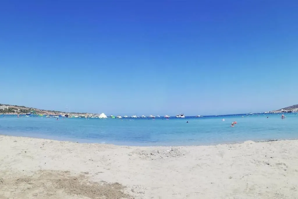 Apartamento Sunny 2 Bedroom, 2 Bathrooms, Seaside Apt. Sliema